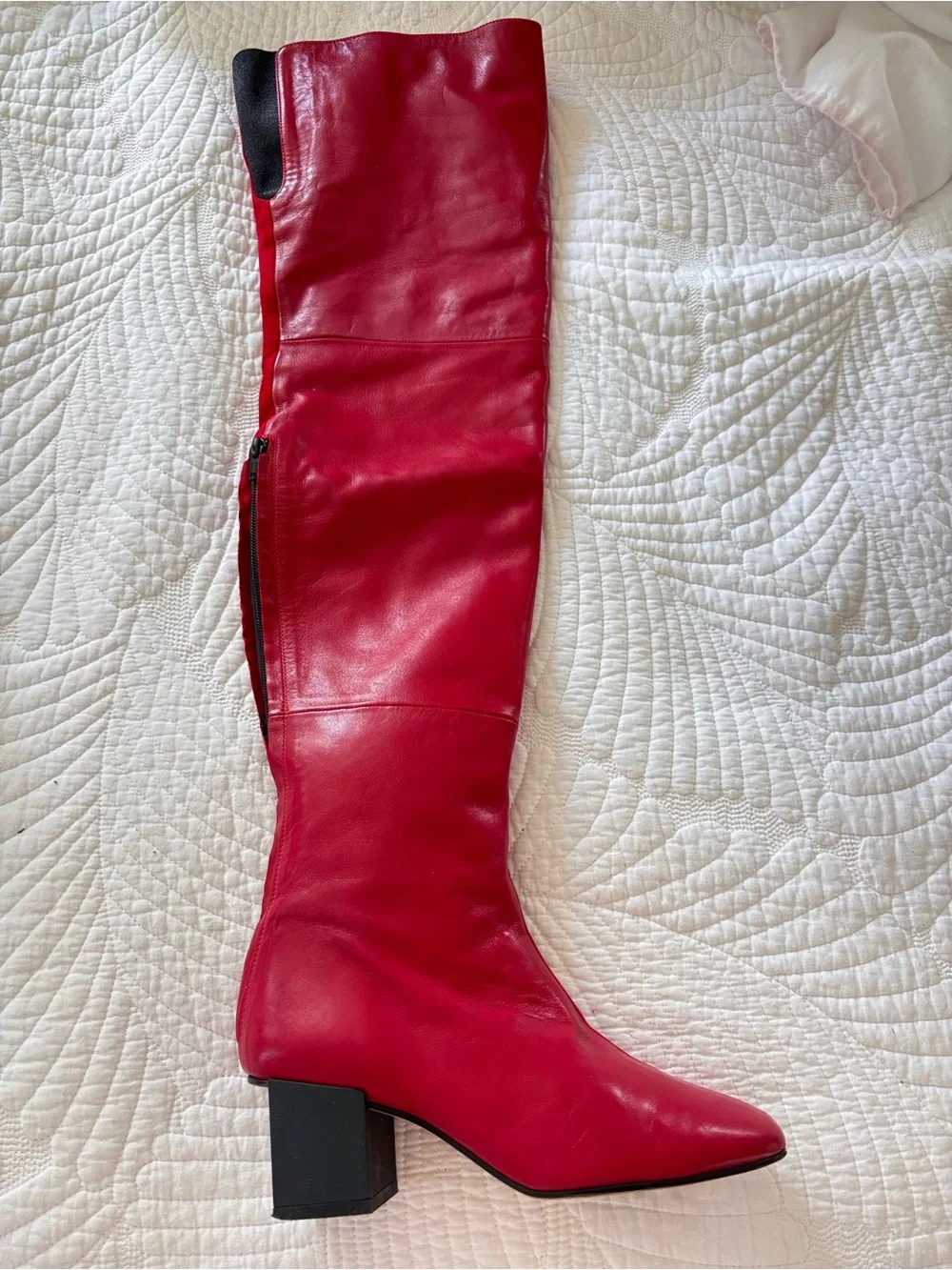 Vero Cuoio Red Thigh high Leather Boots, as new